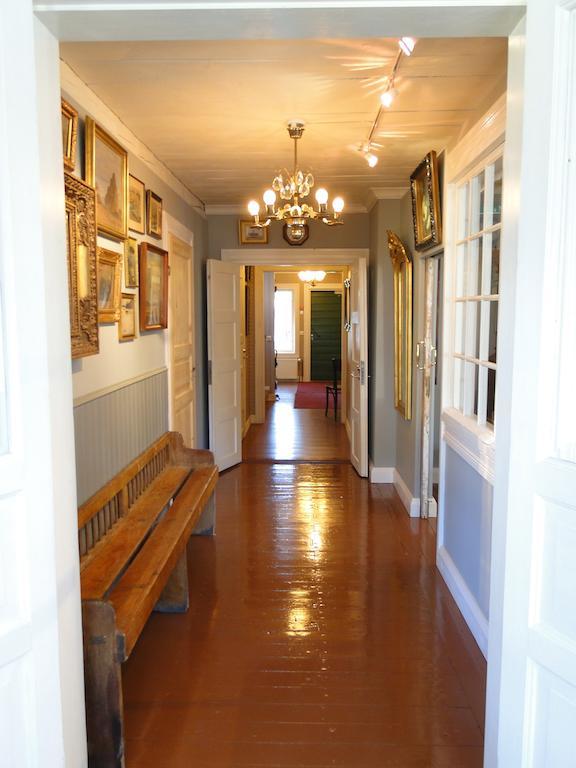 Hotel & Cafe Lanterna Nauvo Luaran gambar